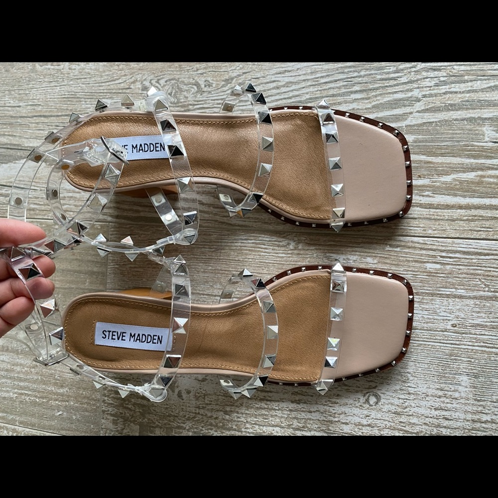 NWOT Steve Madden Impel Sandals